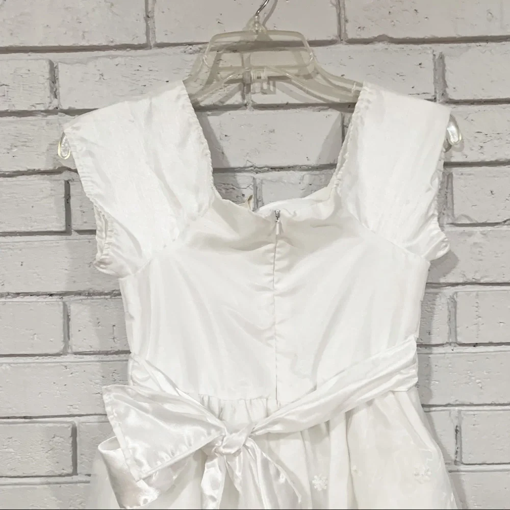 The Children’s Place‎ Girls White Dress